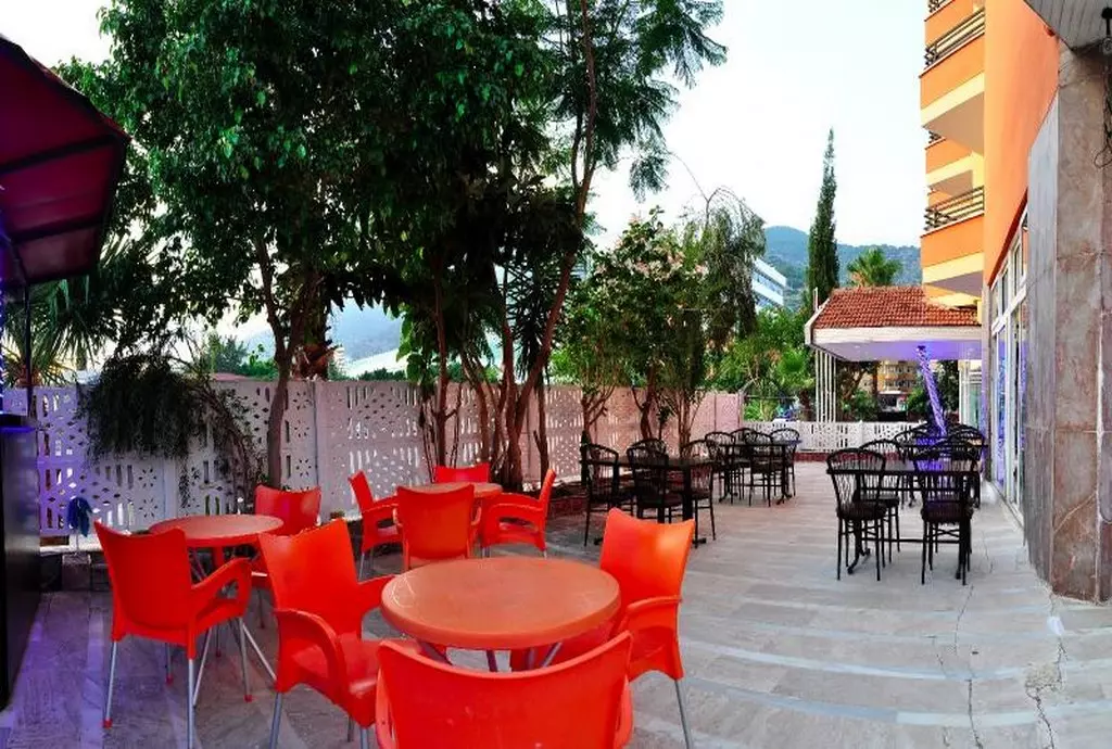 hotel kleopatra sunlight alanya_shabavizparvaz_08.jpg